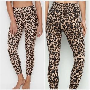 Victoria’s Secret Sport Leggings